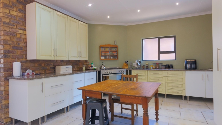 3 Bedroom Property for Sale in Bodorp North West